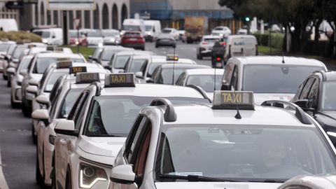 Protesta de los taxistas coru�eses contra los VTC