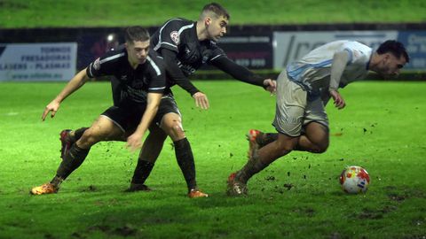 Tercera Federacin. Derbi barbanzano entre el Boiro y el Noia.