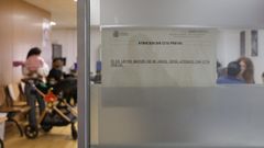 Solo pueden acudir sin cita en Extranjer�a los mayores de 65 a�os.