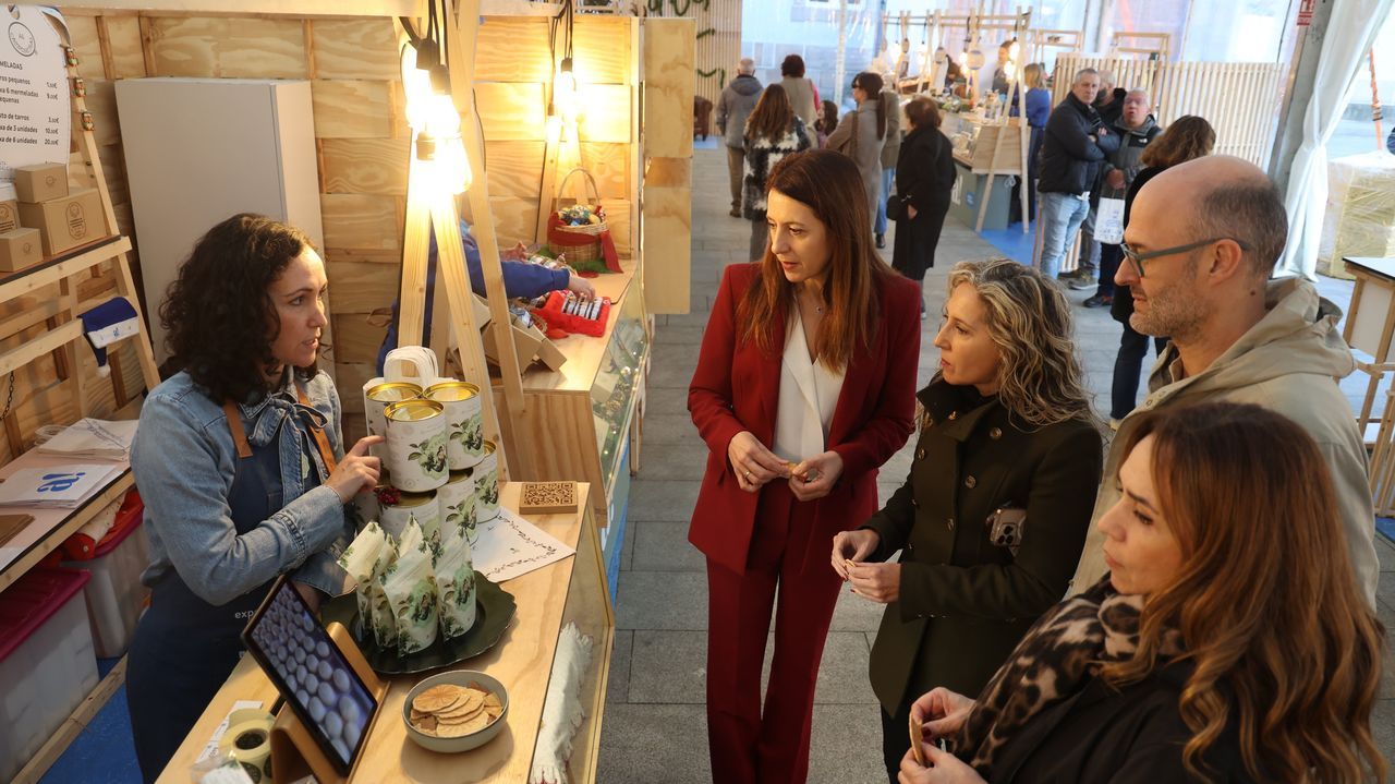 Ferrol ofrece un Mercado de Nadal efímero con quesos, chocolates, sidra y todo tipo de dulces