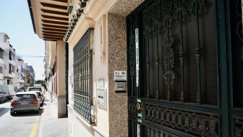 Vivienda de la calle Tulip�n de Las Lagunas de Mijas donde se investigan las muertes de dos personas en un incendio.