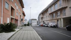 De las decenas de pisos que ya buscan estudiantes para el curso que viene, el m�s econ�mico est� en la calle Blanco White, en la zona de Someso, muy pr�xima al campus universitario de Elvi�a