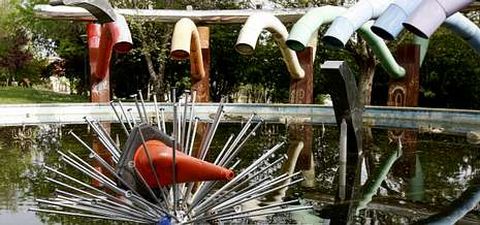 El parque de A Cachada de Boiro ha sido objeto de continuos ataques de vandalismo durante los �ltimos a�os.