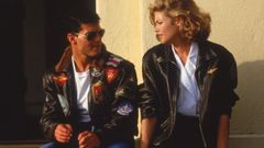 Tom Cruise y Kelly MacGillis, en una secuencia de �Top Gun�.