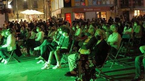 Concierto de  Mikel Erentxun en Ribeira