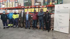 Entrega solidaria de patatas del Inorde