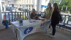 Pichel particip� en la Biblioteca Humana de ASCM en Pontedeume.