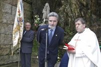 El alcalde pronunci� el tradicional voto en el Campo da Virxe