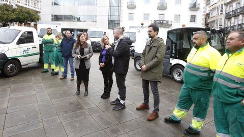 La Praza Maior acogi la presentacin de nuevos vehculos de limpieza y mejoras en el servicio