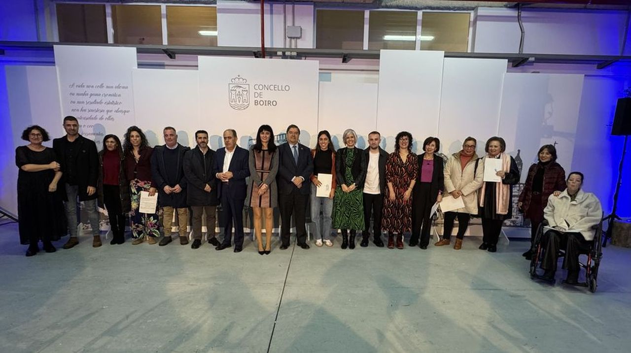 Premio en Boiro para vecinos y entidades que son un ejemplo a seguir