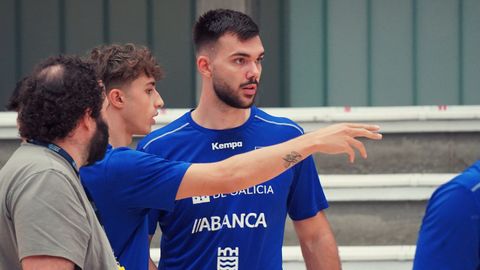 Marko Ridic, en su primer entrenamiento con el Cisne
