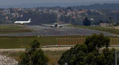 La nueva pista de Alvedro entrar� en funcionamiento el d�a 26, tras las obras de ampliaci�n. 