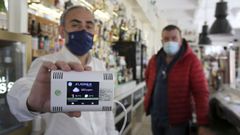 En la cafeter�a Bla Bla de Ferrol se ha instalado un sensor de CO2 a pesar de que no podr� ampliar horario porque su licencia municipal no es de restaurante