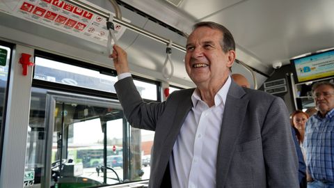 El regidor destacó que la edad media de los buses de Vitrasa es de cuatro años