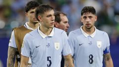 Manuel Ugarte y Fede Valverde, tras el empate de Uruguay contra Cabo Verde.