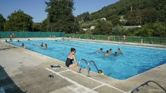 Piscina municipal de Ribadavia.