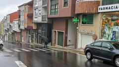 El carrito estaba parado en la farmacia cuando el freno se solt� y fue cuesta abajo por Irm�ns Insua