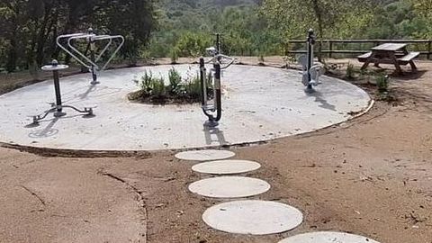 Parque de biosaludables de Santa Comba de Bande.