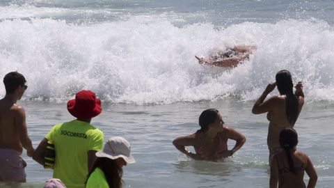 ¿Debemos esperar para meternos en el mar o en la piscina después de comer?