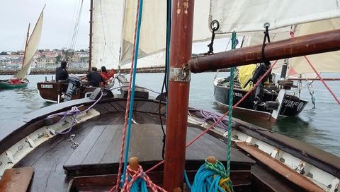 Embarcaciones tradicionales, en una de las regatas de la Copa Balbina.