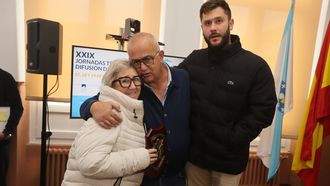 Emotivo homenaje a Jos Ramn Cora en Celeiro