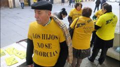 Imagen de archivo de una concentraci�n de padres a favor de la custodia compartida. 