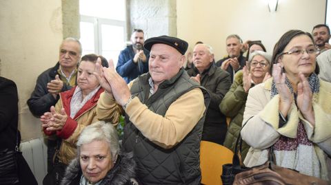 El pblico abarrot el saln de plenos de Caldas