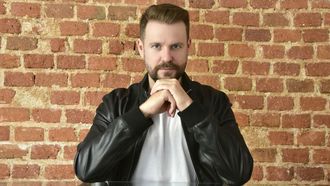 El escritor Paul Pen publica su s�ptima novela,  Fuegos Artificiales 