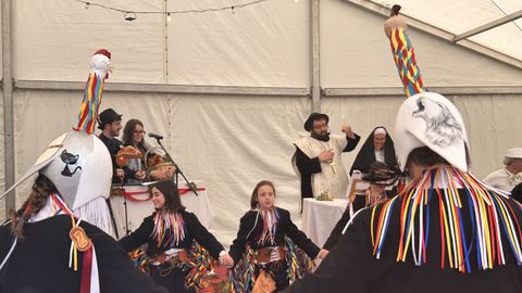 Las pitas tuvieron su protagonismo en la tradicional boda de As Eiros