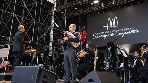 Concierto de la Banda de Msica con el gaiteiro Pedro Lamas y la cantareira Mercedes Rodrguez