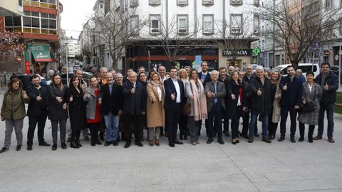 El propio Caballero dirigi�, en A Milagrosa, la colocaci�n de los cargos y candidatos del PSOE