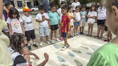 La iniciativa �Pegadas do Baile� en Ver�n acerc� el tradicional baile gallego a los m�s peque�os