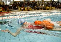 Los campeonatos se disputaron en la piscina municipal Carballo Calero de Carballo.