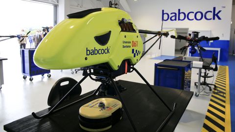 El dron expuesto en Rozas se llama «Lúa», fabricado por la empresa Babcock para el 061
