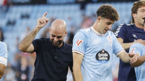 El entrenador del primer equipo del Celta, Claudio Gir�ldez, y Hugo Burcio.