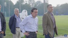 Mikel Arriola, en el centro, con Mart�n Pel�ez a la derecha