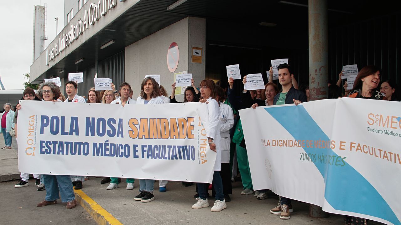 El primer día de la huelga de médicos se tradujo en la anulación de más de 700 consultas en A Coruña