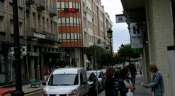 M�s de la mitad de los coches que aparcan en el centro de A Estrada est�n m�s de 7 horas sin moverse.