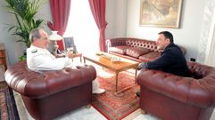 Reuni�n entre el almirante del Arsenal y el presidente de la Diputaci�n
