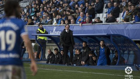 Juan Antonio Anquela en el Oviedo-Cdiz