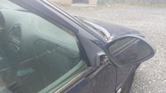 Uno de los veh�culos da�ados en Valdovi�o.