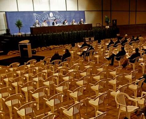 El Deportivo celebrar� su junta de accionistas el d�a 21 en el colegio Santa Mar�a del Mar