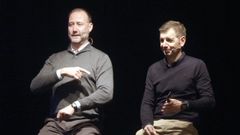 A la derecha, Francisco Casta�o, en una de sus ponencias en Galicia, junto a Pedro Aguado