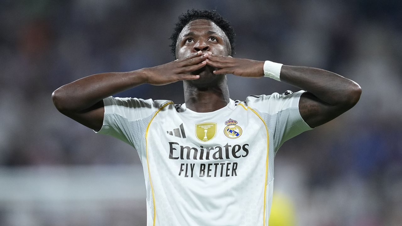 El Real Madrid recupera la cabeza con un triunfo polémico ante el ...
