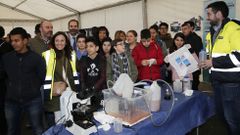 Concello y Viaqua tampoco dejaron pasar la conmemoraci�n y organizaron talleres con escolares de Secundaria sobre aguas residuales. Acudieron alumnos del IES Otero Pedrayo y del colegio Cardenal Cisneros