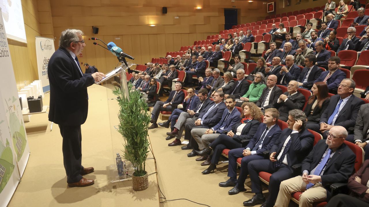 El Clúster de Energías Renovables celebra en Ferrol sus 15 años: «Galicia es eólica»