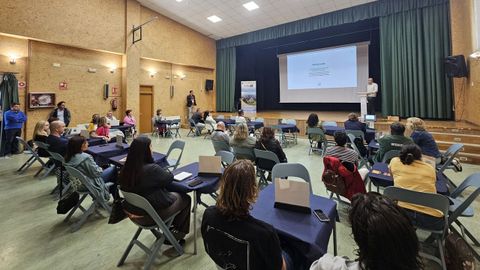 Encuentro empresarial celebrado este jueves en la Casa da Xuventude de San Sadurni�o