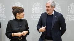 La ministra de Juventud e Infancia, Sira Rego, y el presidente de Canarias, Fernando Clavijo, este jueves tras su reunin en el ministerio