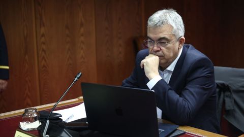 El ex secretario de Organizaci�n del PSOE Santos Cerd�n comparece ante la Comisi�n de Investigaci�n del ?caso Koldo?, en el Senado, a 17 de diciembre de 2025, en Madrid (Espa�a).