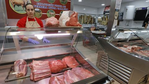 Beatriz Acebedo, productora y con puesto de carnicería en la plaza de abastos de Ribadeo